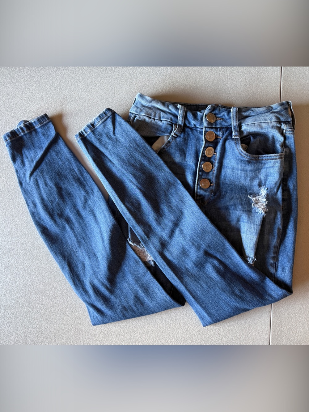 Rue21 Curvy High-Rise Distressed Skinny Jeggings Size 4